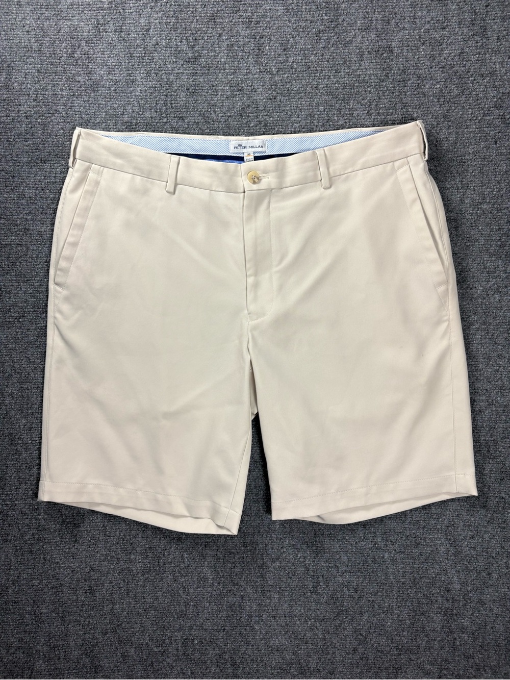 Peter Millar Performance Golf Shorts Khaki Size 35 Lightweight